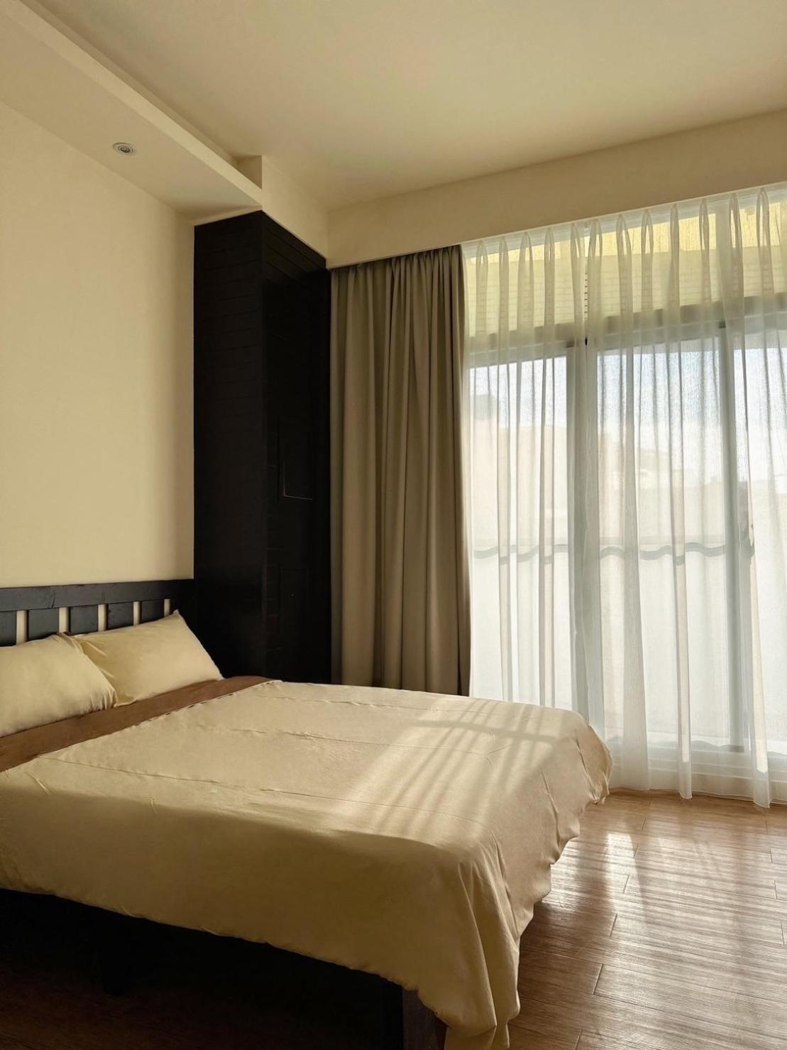 Owl Inn Тайнан Екстериор снимка